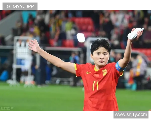 中国女足球星王珊珊个人简介与职业生涯成就的详细解析 中国女足球星王珊珊个人简介与职业生涯成就的详细解析